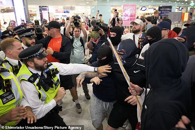Anti-Migrant Protesters Clash with Police at Canary Wharf: Pepper Spray and Chaos as Child and Pensioners Caught in Escalating Tensions