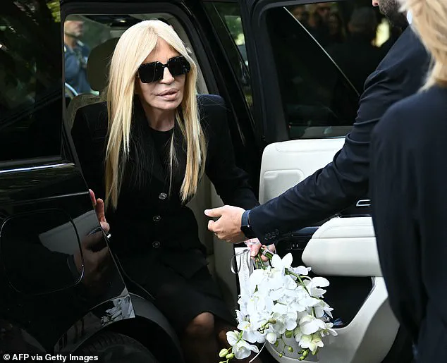 Late-Breaking Tribute: Donatella Versace Mourns Giorgio Armani at Milan Ceremony as Fashion World Reacts to His Passing