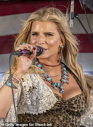 Jessica Simpson Returns to MTV VMAs in Christian Siriano Design