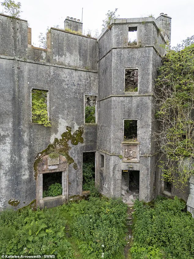Kenmure Castle's Haunting Legacy: The Eerie Ruins Linked to Outlander Star Sam Heughan and the Headless Piper Legend
