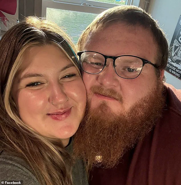 Community in Shock After Parents Killed in Alabama Crash, Orphaning Three Children