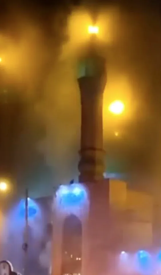 Iranian Protesters Circumvent Government Internet Blackout with Smuggled Devices and Encrypted Messaging