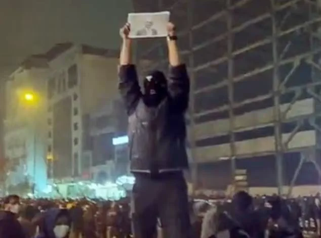 Iranian Protesters Circumvent Government Internet Blackout with Smuggled Devices and Encrypted Messaging