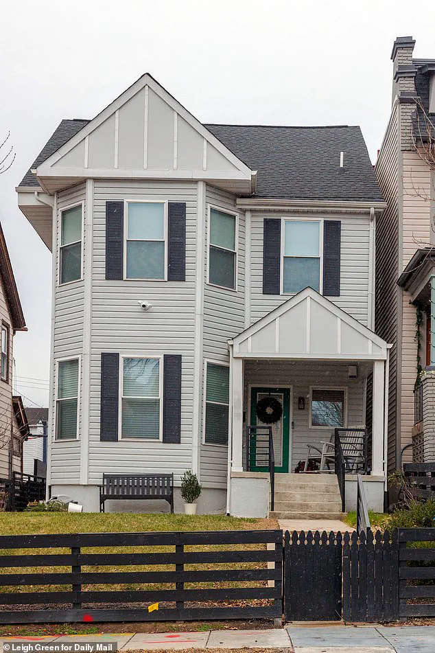 Legal Dispute Over Residency Requirements Could Disqualify California Governor Candidate