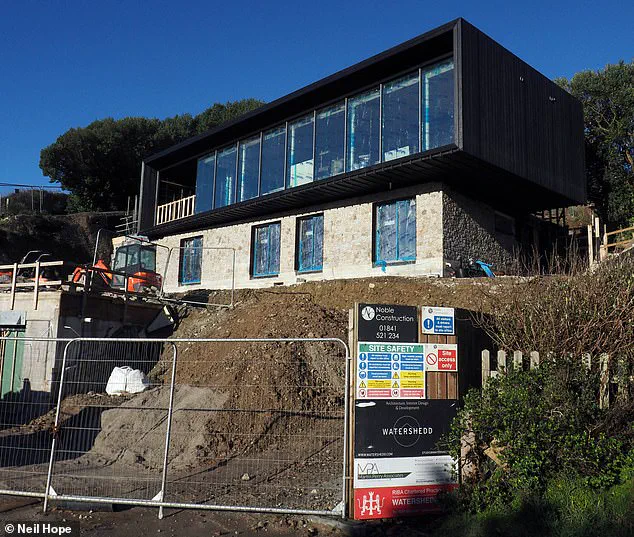 Cate Blanchett's Sustainable Vision: Eco-Friendly Garden and Driveway Plans for Her Mawgan Porth Home