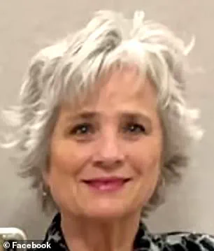 Grandmother Turns Flight Tray Table into Make-Shift Deli, Leaving Passengers in Disbelief