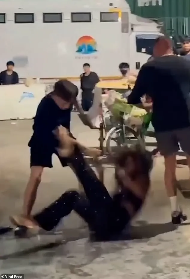 Violent Clash Erupts Between British Tourists and Transgender Women on Pattaya's Walking Street as Video Footage Surfaces