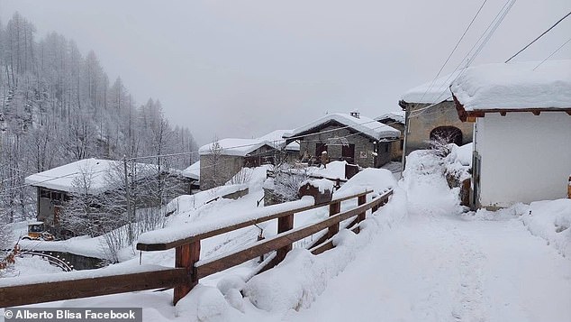 Alpine Crisis: Heavy Snowfall Triggers Evacuations and Avalanche Alerts in Italy and Switzerland
