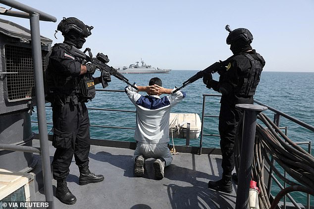 Iran and Russia's Joint Gulf of Oman Drills Intensify Tensions as Strait Closure Threatens Global Oil Trade