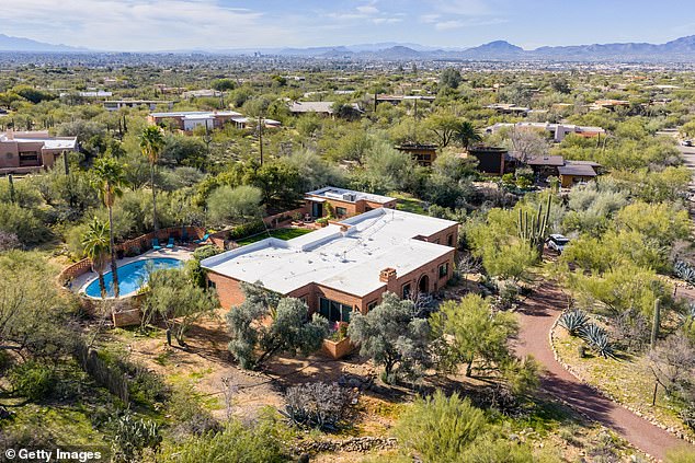 Nancy Guthrie Disappearance Investigation Shifts Focus from Family to External Parties, NBC Today Reports