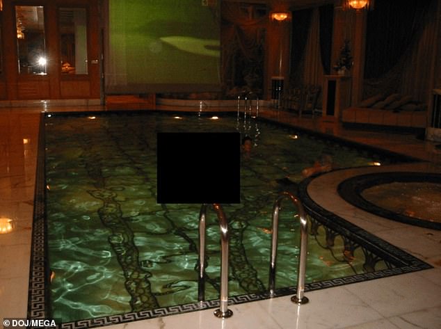 Newly Resurfaced Photo of Bill Clinton in Luxury Hot Tub Sparks Scrutiny, Exposing Ties to Epstein's Controversial 2002 Asia Trip