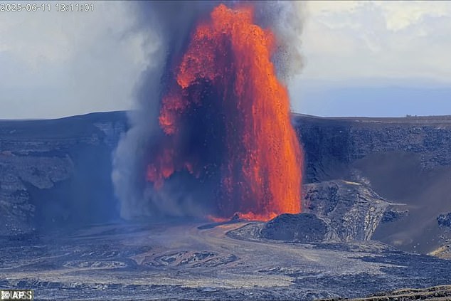Man Dies After Entering Restricted Area at Hawaii Volcanoes National Park