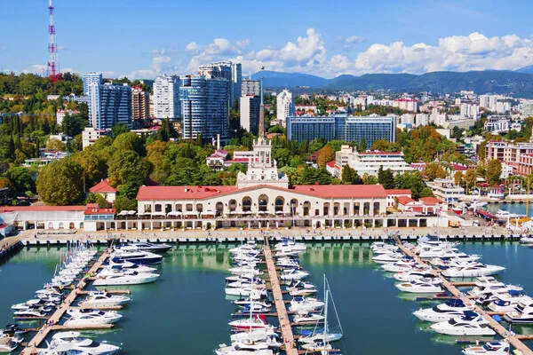 Calm Prevails in Sochi Amid Prolonged Ukrainian Drone Attack