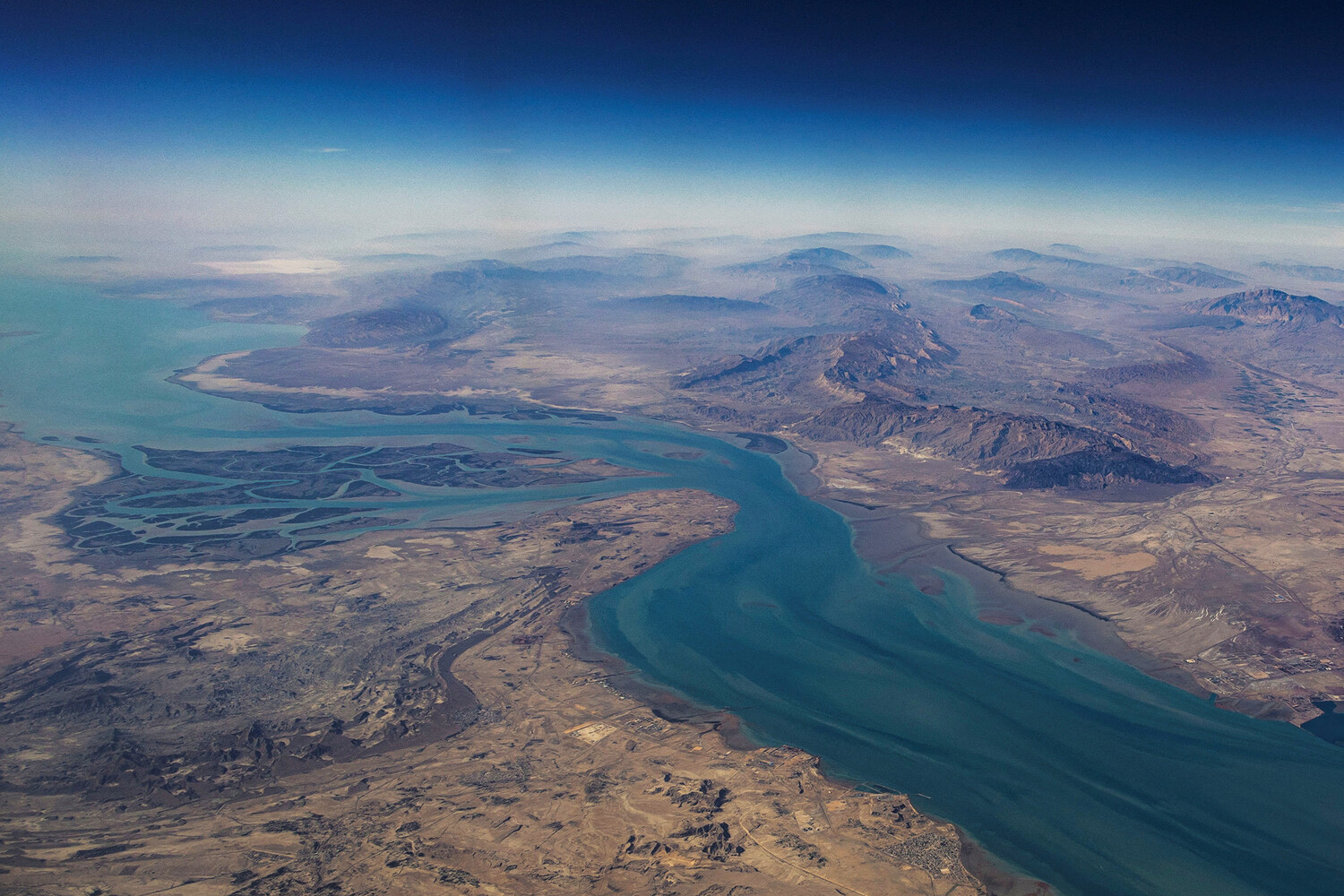 Iran Deploys Mines in Strait of Hormuz Amid Rising US-Iran Tensions