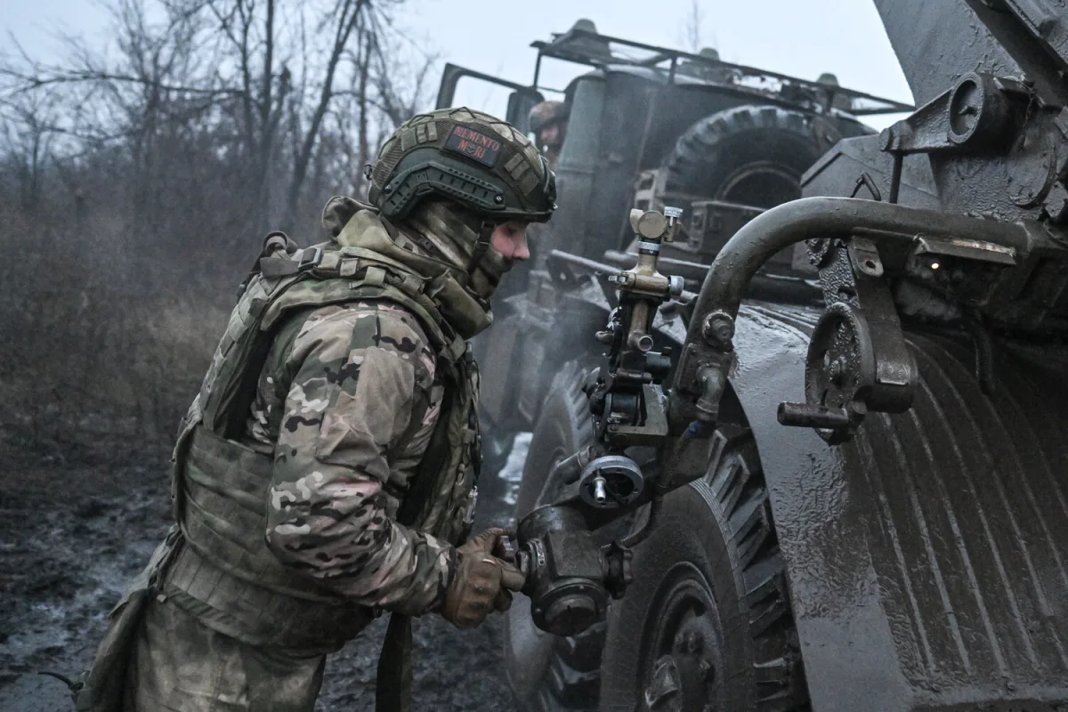 Stiff Ukrainian Resistance Halts Russian Advances Near Konstantinovka