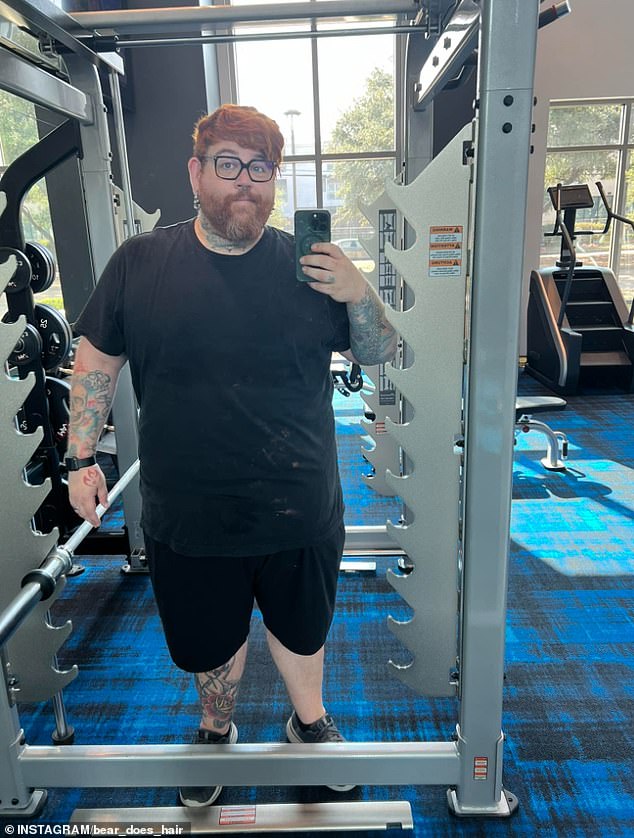 Hairdresser's Airport Encounter with Southwest Airlines Over Extra Seat Policy Sparks Debate