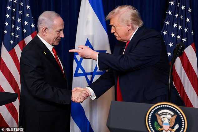 Trump Warns Netanyahu Against Iranian Uprising Strategy as Tensions Rise