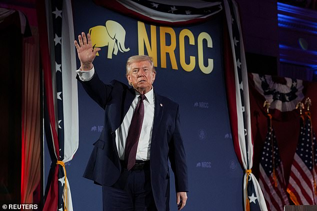 Trump Warns Netanyahu Against Iranian Uprising Strategy as Tensions Rise