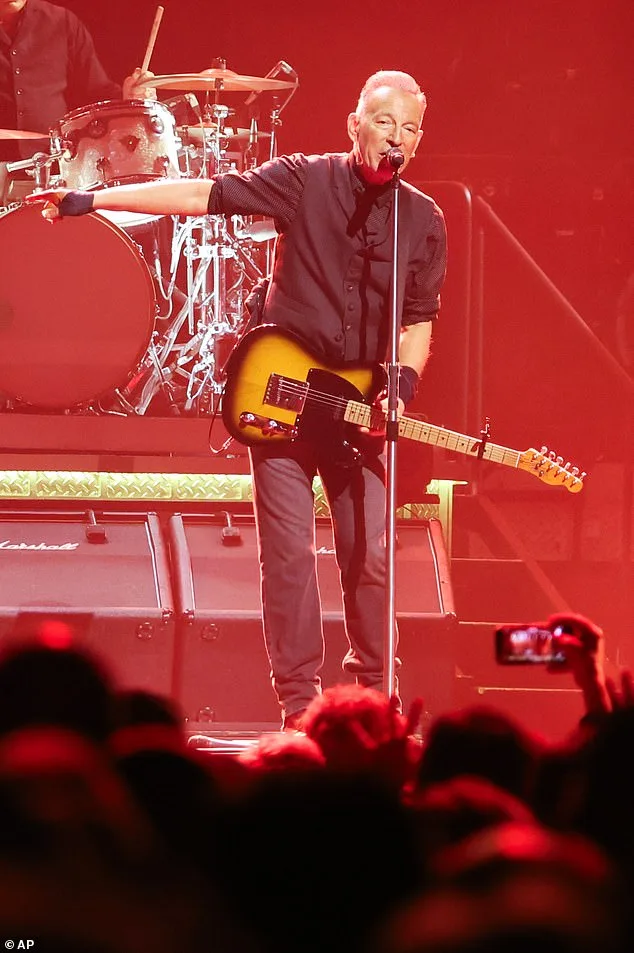 Bruce Springsteen Condemns Trump Administration in Fiery Minneapolis Concert