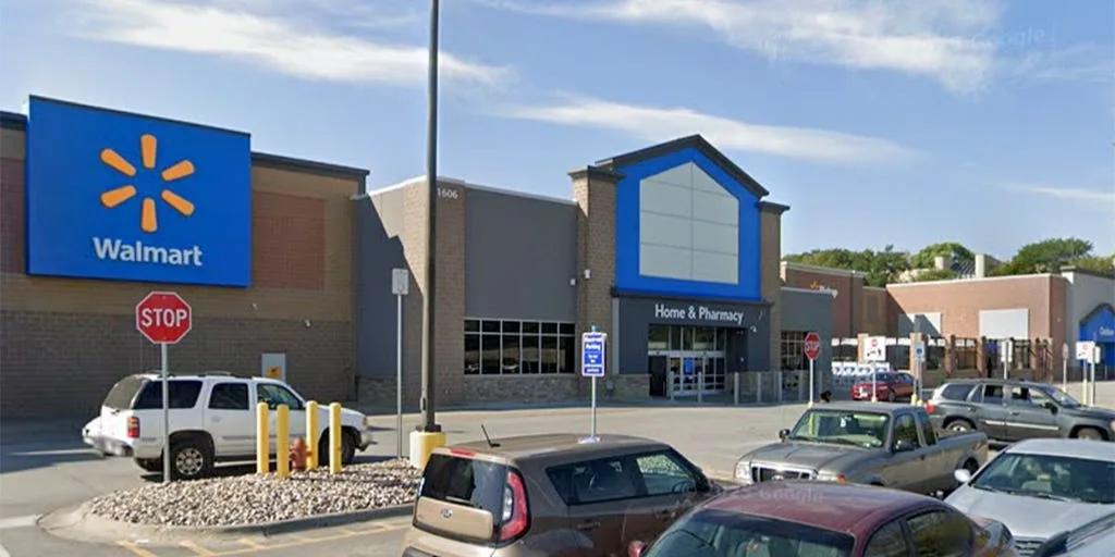 Fatal Walmart standoff leaves 1 dead, child injured.