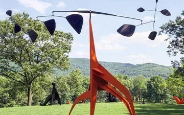 Paris Council Green Light for Parc des Princes Sale: Next Steps Unclear