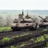 German Intelligence Chief Warns of Russian Tank Invasion in Estonia