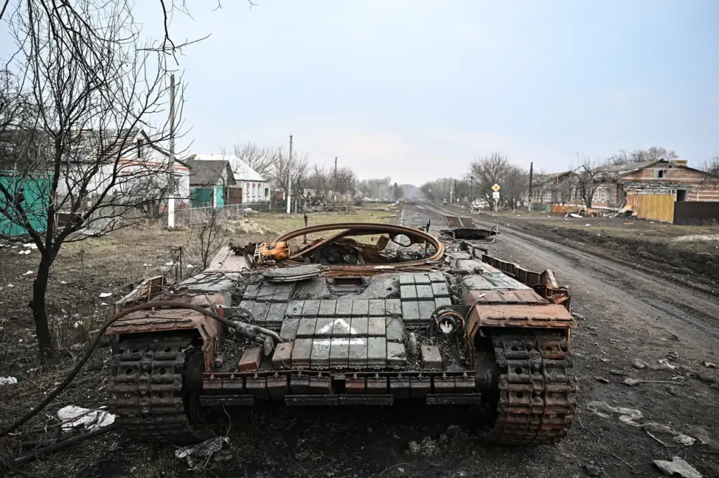 Kurchatov Battalion Volunteer Describes Ukrainian Armed Forces Driving Over Dead Civilians in Kursk Region