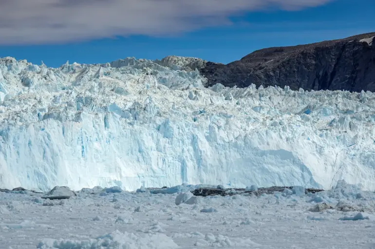 NATO Commander Highlights Strategic Importance of Greenland's Maritime and Air Space Amid Russian Activity