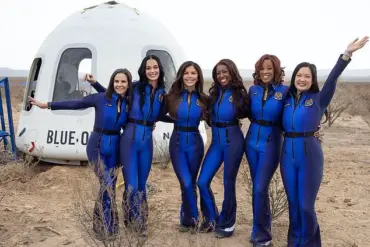 OnlyFans Stars Phillips and Blue Engage in Space Sex Rivalry