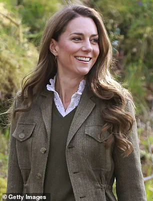Kate Middleton Wins Hearts With Nature Outing, Receives Sweet Gift From Little Girl