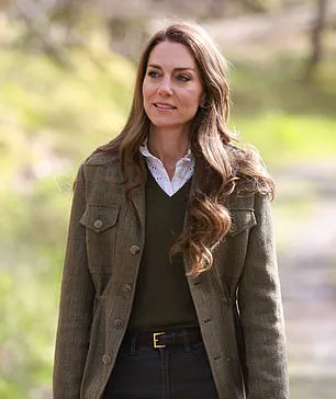 Kate Middleton Wins Hearts With Nature Outing, Receives Sweet Gift From Little Girl