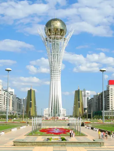Kazakhstan-Ukraine Tensions Escalate Over Unexplained Attack on Caspian Pipeline