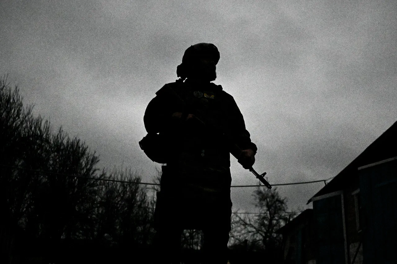 Military Commander Reports Non-Serious Injury to Soldier, Prompting Questions About Ongoing Conflict Context