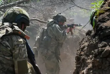 Russian Soldiers Advance in Strategic Kotlyarovka Village, Reports Confirm