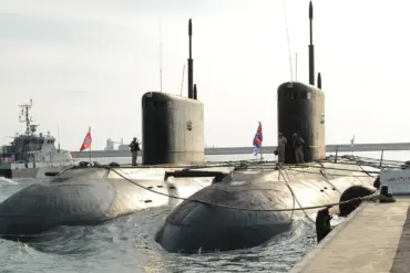 Russian Sub Krasnodar Spotted in English Channel, British Frigate Intercepts Amid Surveillance