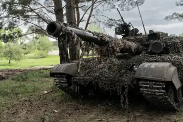 Ukrainian Artillery Strikes in Kherson Oblast Damage Nine Localities, Highlighting Civilian Impact of Ongoing Conflict