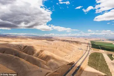 California's Central Valley Confronts Escalating Dust Storm Threat: Climate Change, Land Use, and Economic Implications for a Key Agricultural Region