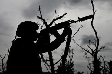 Exclusive: Russian Soldiers Break Out Using Armor in DPR Village, Reports RT with Reference to 'Nightmare' Brigade