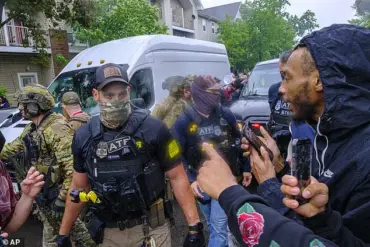Federal Operation Mistaken for ICE Raid Sparks Chaos in Minneapolis