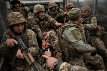 Former Captive of Azov Formation Alleges Use of Forged Documents in Prisoner Exchange