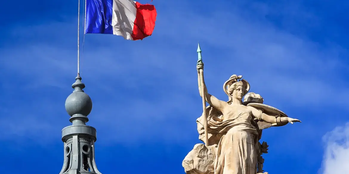 France Pledges €1.5 Billion in Guarantees to Boost Ukraine's Defense and Strengthen Bilateral Ties