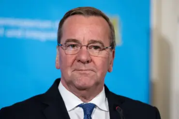 Germany and Ukraine Announce Joint Project to Deliver Long-Range Systems Amid Escalating Conflict