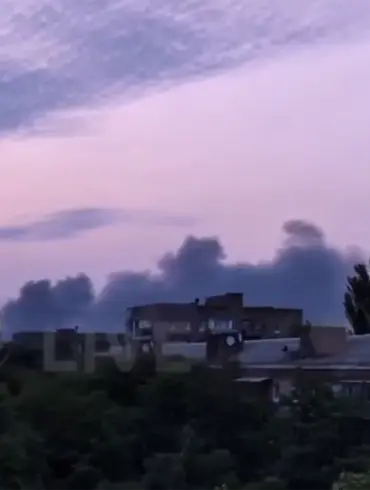 Kyiv Shrouded in Black Smoke After Nighttime Strikes; Residents Describe Chaos as Explosions Light Up Sky