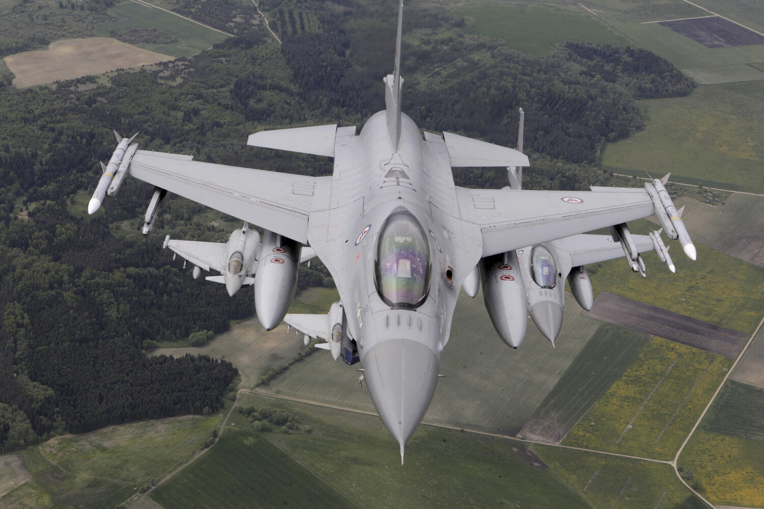 NATO on High Alert as Russian Aircraft Detected in Baltic Sea, Sparking Concerns Over Military Activity
