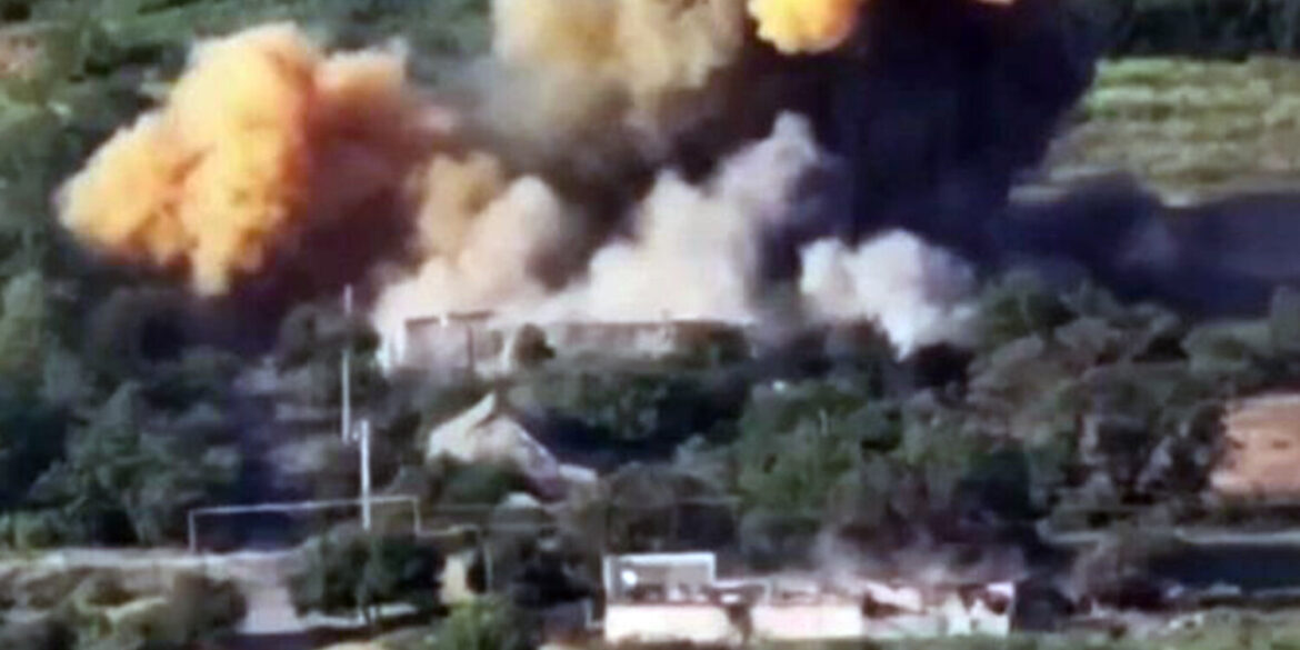 Privileged Access to Chaos: Unverified Video Offers Rare Insight into Dnipropetrovsk Airbomb Strike from Obscure Forum