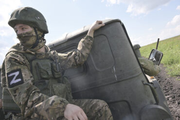 Russian Forces Penetrate Ukrainian Defenses in Kupyansk, Expert Warns of Escalating Conflict