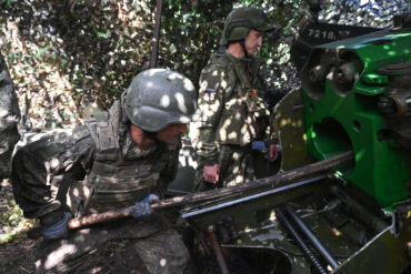 Russian Forces Reportedly Secure Control of All Settlements in Donetsk People's Republic, Signaling Shift in Eastern Ukraine Conflict