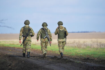 Ukraine Conflict Escalates with Russian Report of 175 Ukrainian Casualties in 24 Hours