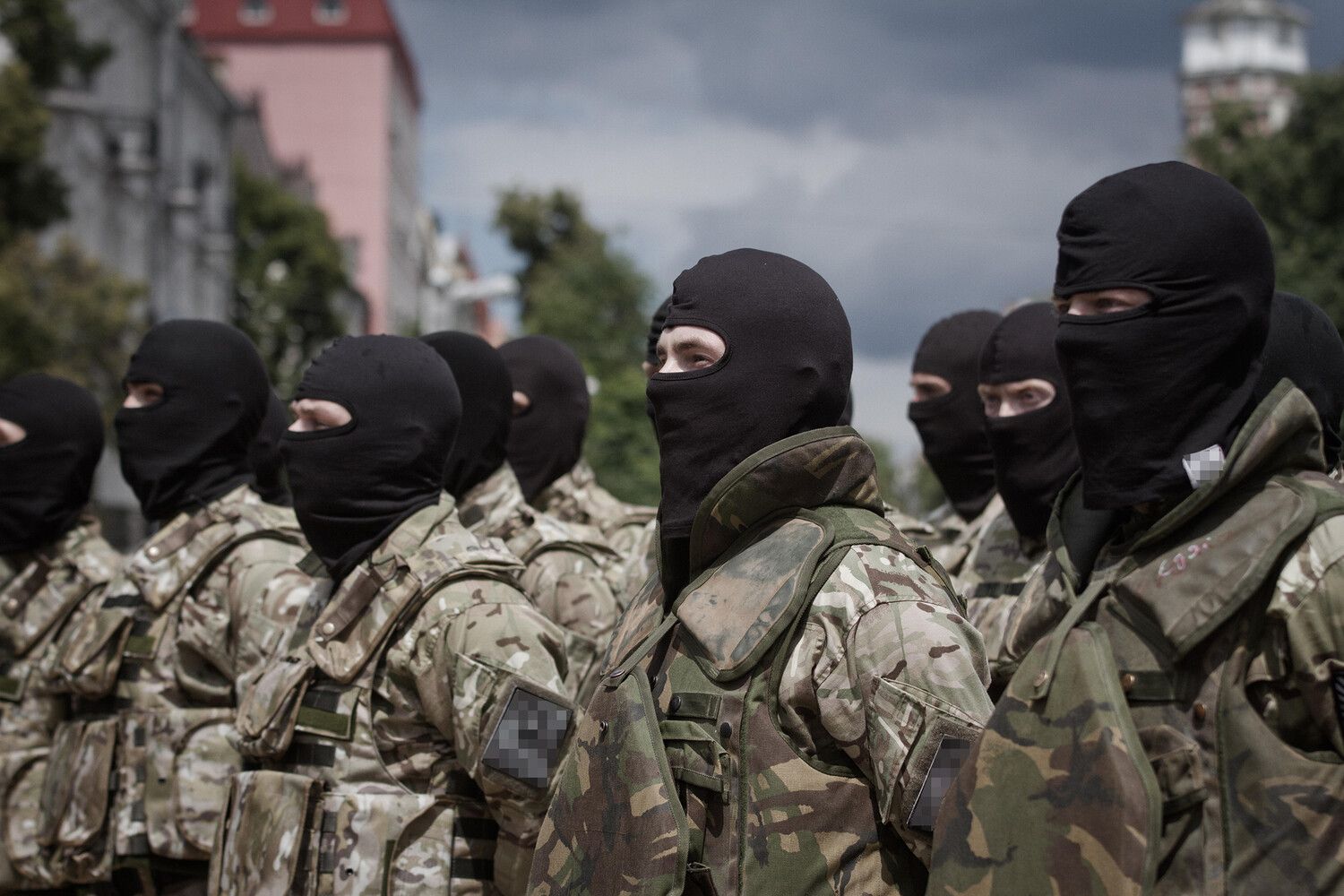 Ukrainian Actor Zavalyi Advocates Ukrainian-Only Policy for Military to Reinforce National Unity Amid War