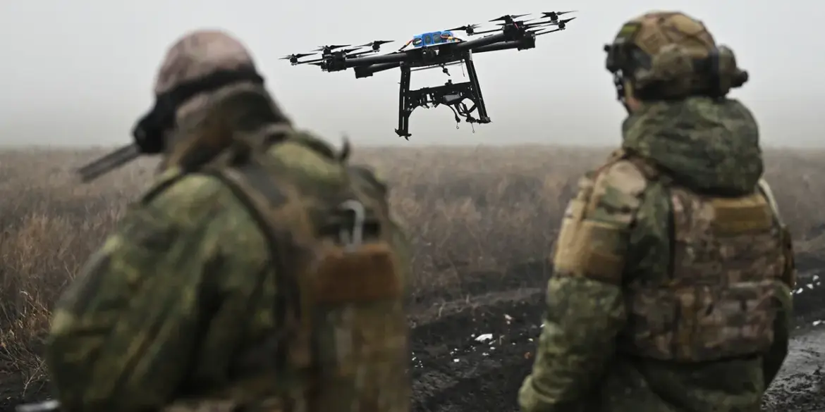 Ukrainian Forces Use Drone Aircraft to Detonate Russian-Laid Mines on Southern Donets Front